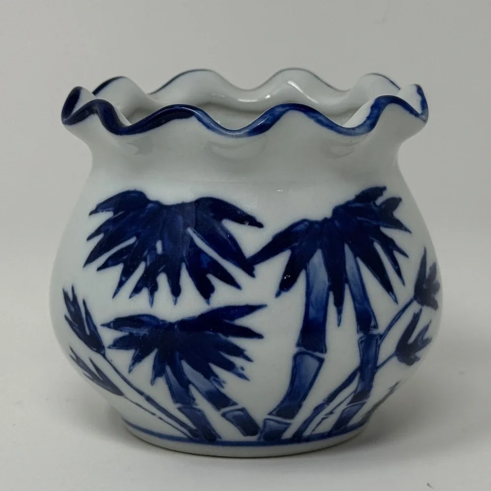 Vintage Blue & White Chinoiserie Bamboo Cachepot Planter Vase Scalloped Rim